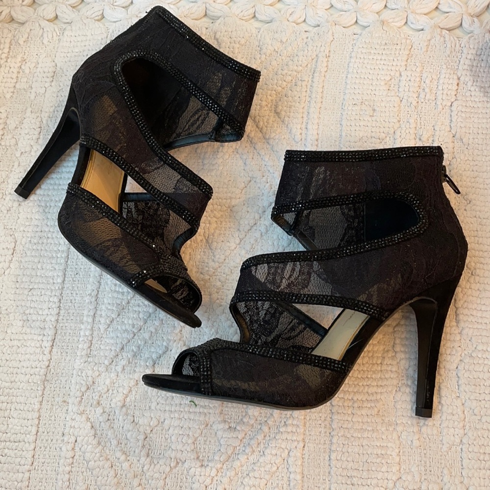 Jessica Simpson Black Elinn Pump Heels